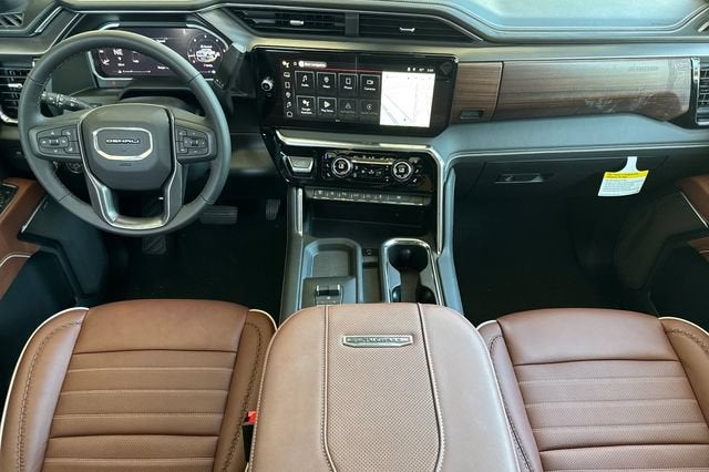 2026 GMC Sierra 3500 HD Denali Ultimate DRW