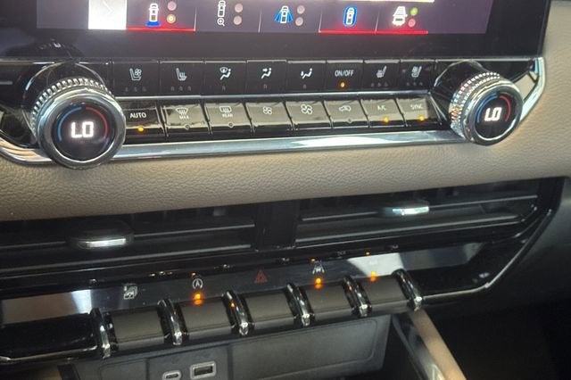 2023 GMC Canyon Denali