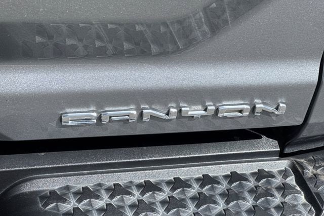 2023 GMC Canyon Denali