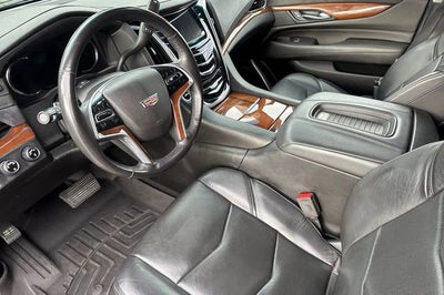 2019 Cadillac Escalade Luxury