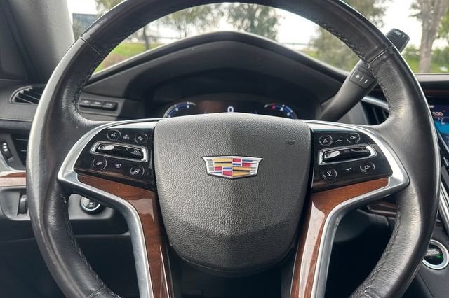 2019 Cadillac Escalade Luxury