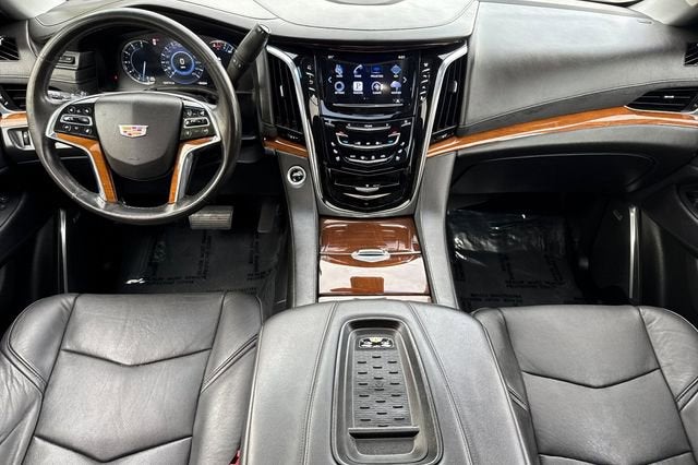 2016 Cadillac Escalade ESV Luxury Collection