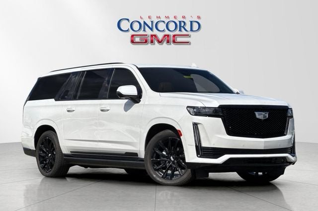 2022 Cadillac Escalade ESV 4WD Sport's photo