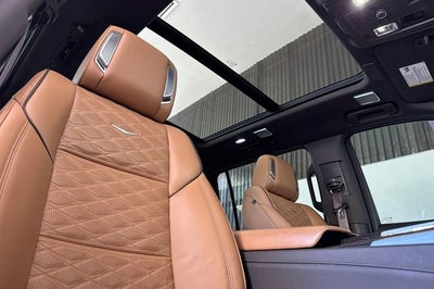 2022 Cadillac Escalade ESV Sport