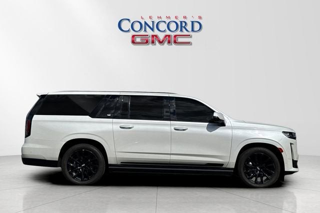 2022 Cadillac Escalade ESV Sport