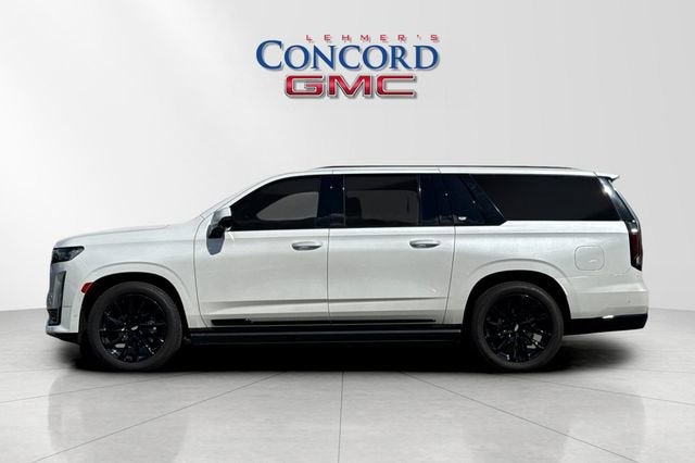 2022 Cadillac Escalade ESV Sport