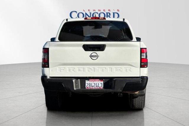 2022 Nissan Frontier S