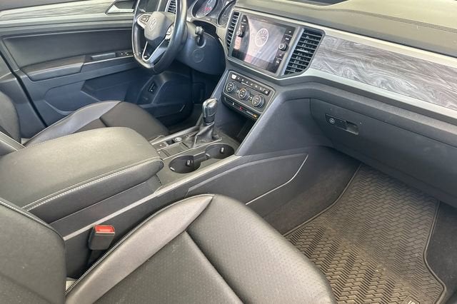 2020 Volkswagen Atlas Cross Sport 2.0T SE w/Technology
