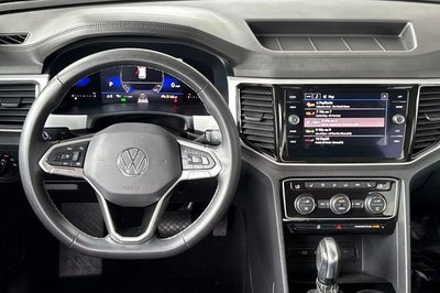 2022 Volkswagen Atlas 3.6L V6 SE w/Technology