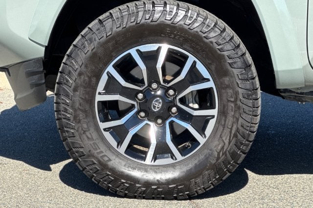 2022 Toyota Tacoma 4WD SR