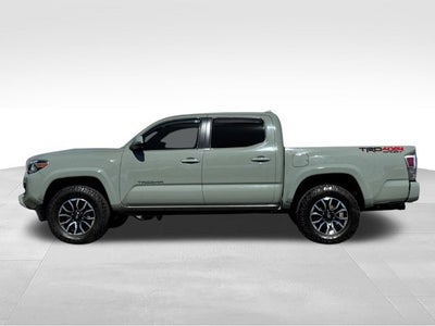 2022 Toyota Tacoma 4WD SR