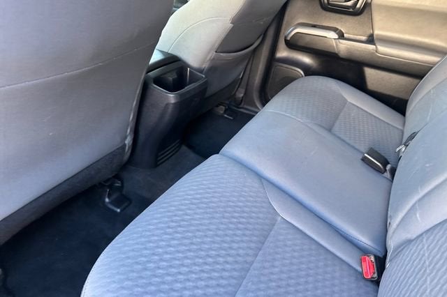 2022 Toyota Tacoma 4WD SR