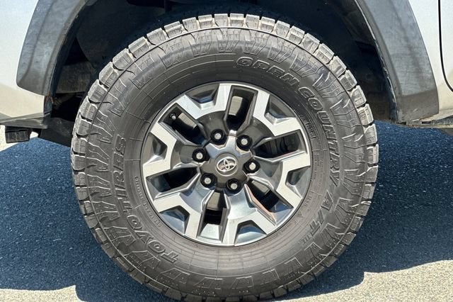 2017 Toyota Tacoma SR5