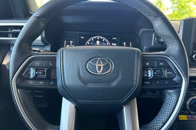 2024 Toyota Tacoma 4WD SR5