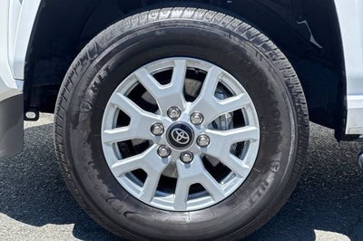 2024 Toyota Tacoma 4WD SR5