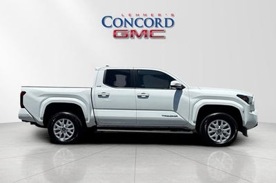 2024 Toyota Tacoma 4WD SR5