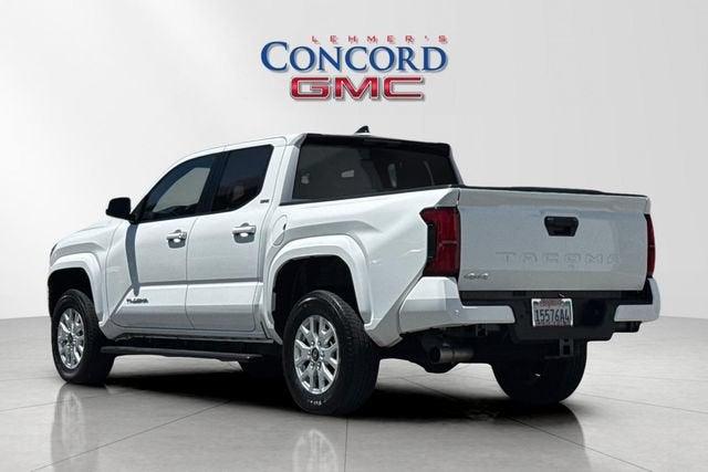2024 Toyota Tacoma 4WD SR5