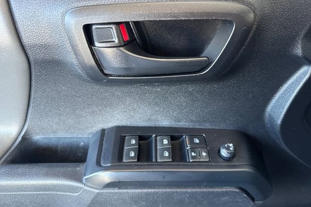 2022 Toyota Tacoma 2WD SR