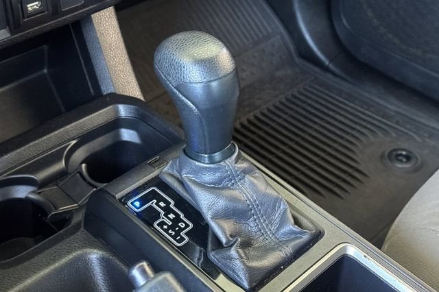 2022 Toyota Tacoma 2WD SR