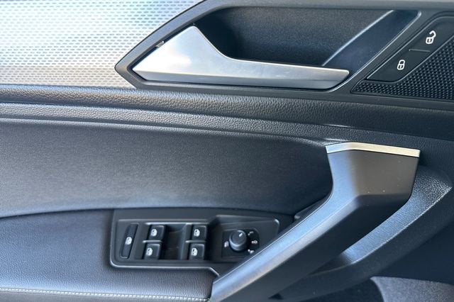 2022 Volkswagen Tiguan S
