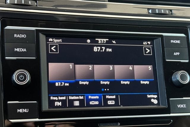 2022 Volkswagen Tiguan S