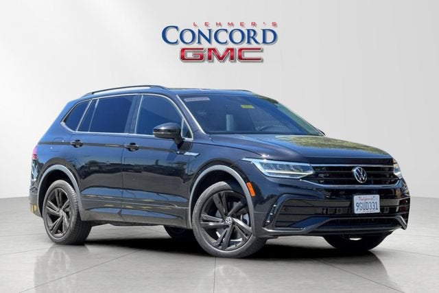 2023 Volkswagen Tiguan SE R-Line Black