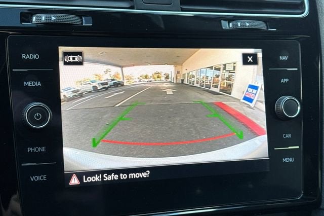 2021 Volkswagen Golf GTI S