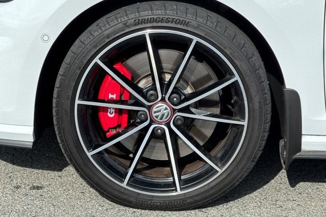 2021 Volkswagen Golf GTI S