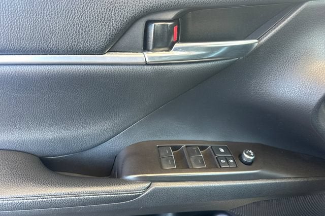 2021 Toyota Camry Hybrid XSE