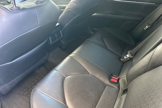 2021 Toyota Camry Hybrid XSE