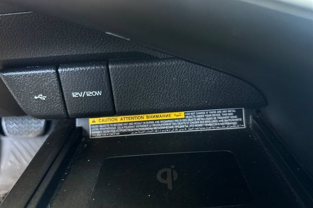 2021 Toyota Camry Hybrid XSE