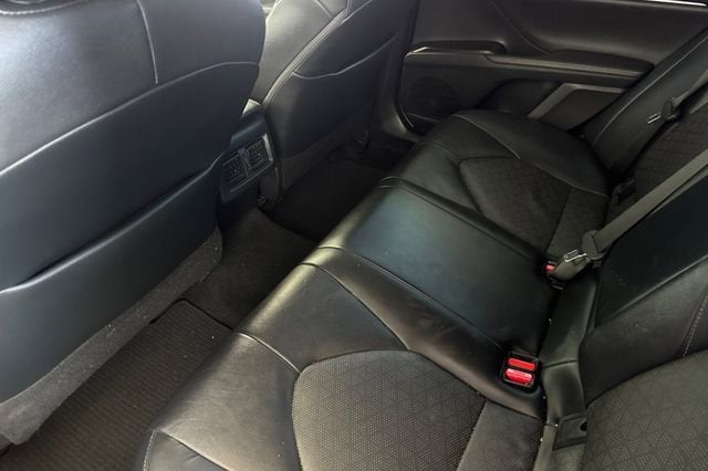 2021 Toyota Camry Hybrid XSE