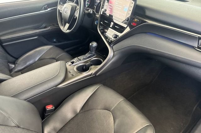 2021 Toyota Camry Hybrid XSE