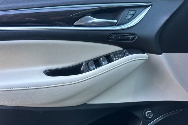 2022 Buick Enclave Premium