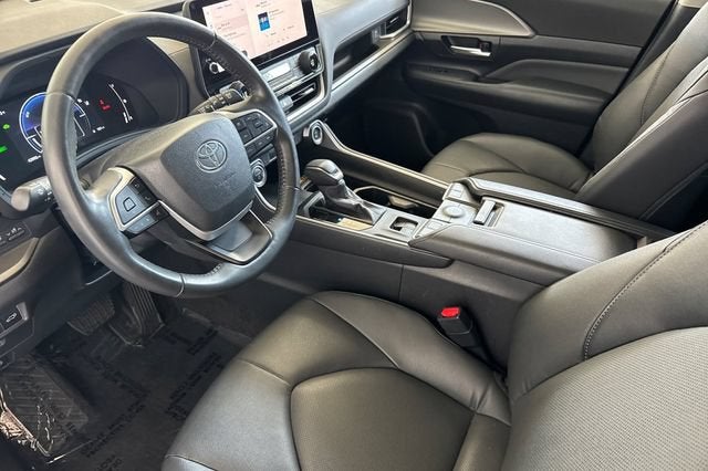 2024 Toyota Grand Highlander Hybrid XLE