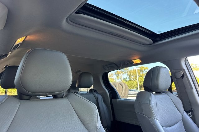 2022 Toyota Sienna XLE