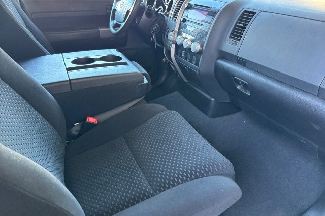 2011 Toyota Tundra 4WD Truck Grade