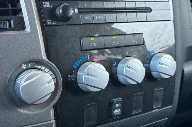 2011 Toyota Tundra 4WD Truck Grade