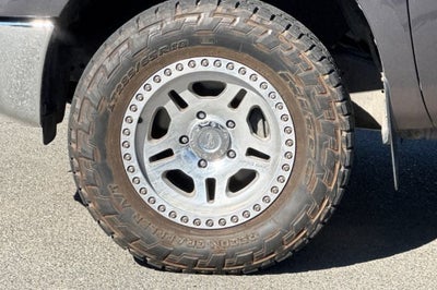 2011 Toyota Tundra 4WD Truck Grade