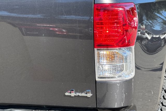 2011 Toyota Tundra 4WD Truck Grade