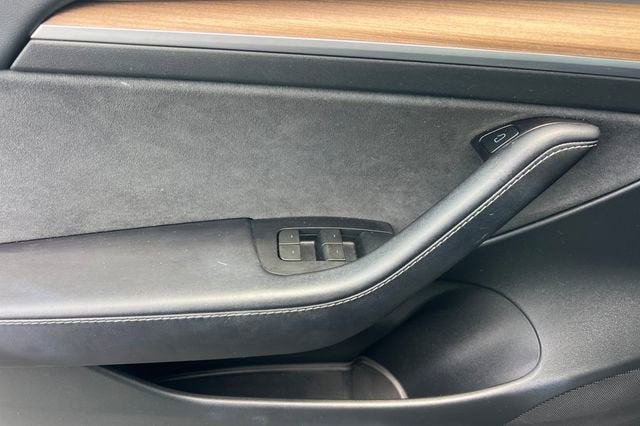 2023 Tesla Model 3 NA