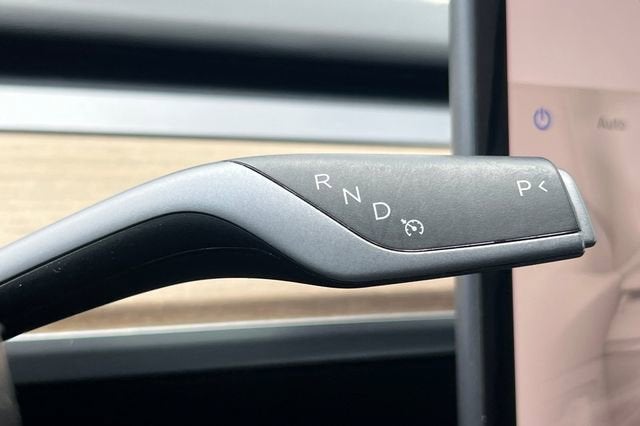 2023 Tesla Model 3 NA