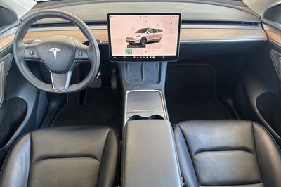 2025 Tesla Model Y Long Range