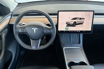 2025 Tesla Model Y Long Range