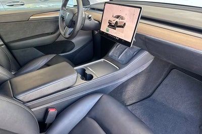 2025 Tesla Model Y Long Range