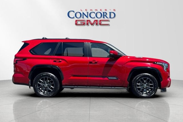 2024 Toyota Sequoia SR5