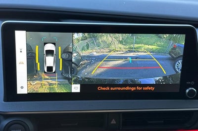 2024 Toyota Prius Prime SE