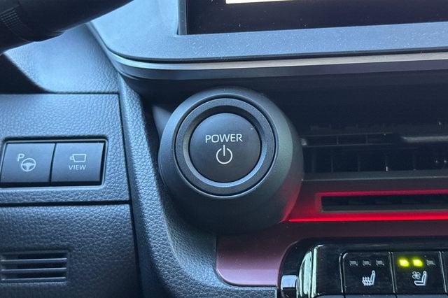 2024 Toyota Prius Prime SE