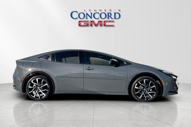 2024 Toyota Prius Prime SE