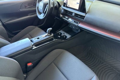 2025 Toyota Prius Plug-In Hybrid SE